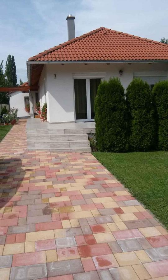 Holiday Home In Keszthely/Balaton 39648 Eksteriør bilde