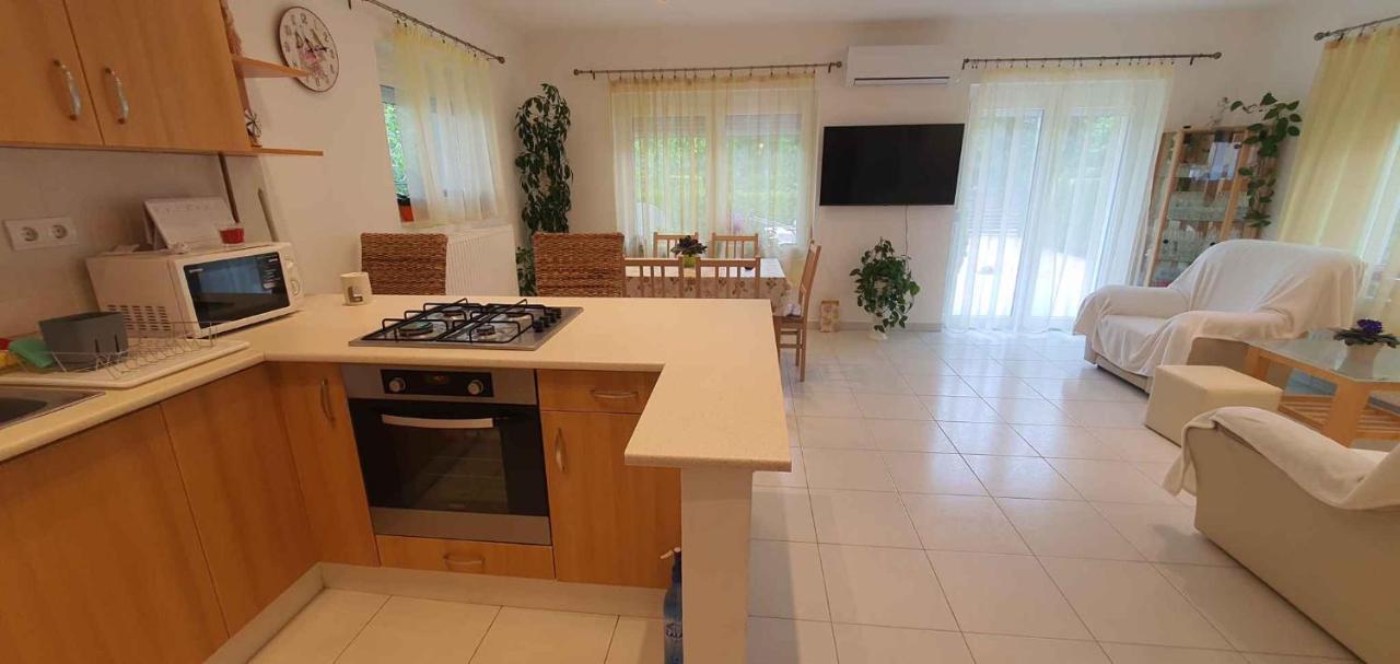 Holiday Home In Keszthely/Balaton 39648 Eksteriør bilde