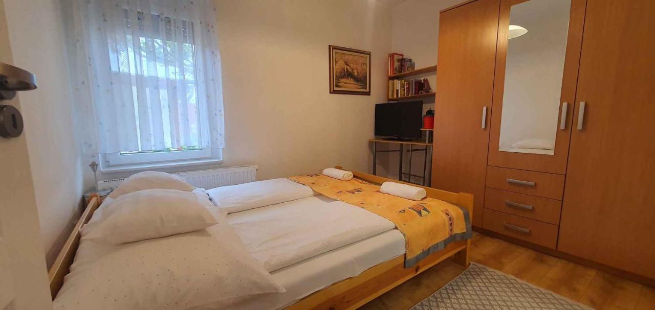 Holiday Home In Keszthely/Balaton 39648 Eksteriør bilde