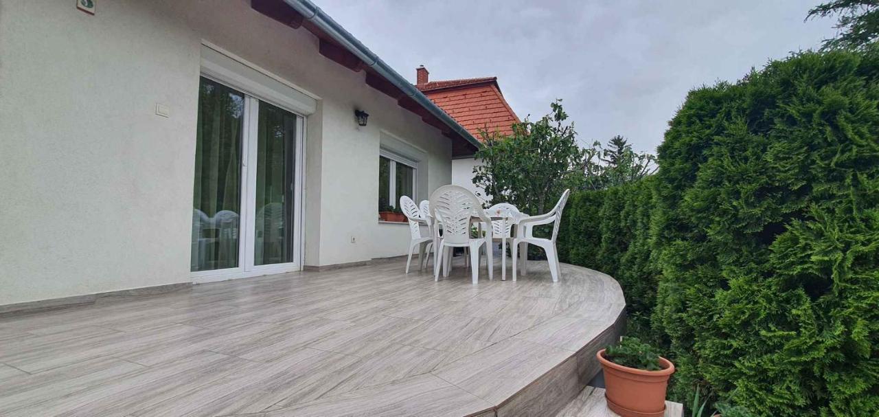 Holiday Home In Keszthely/Balaton 39648 Eksteriør bilde