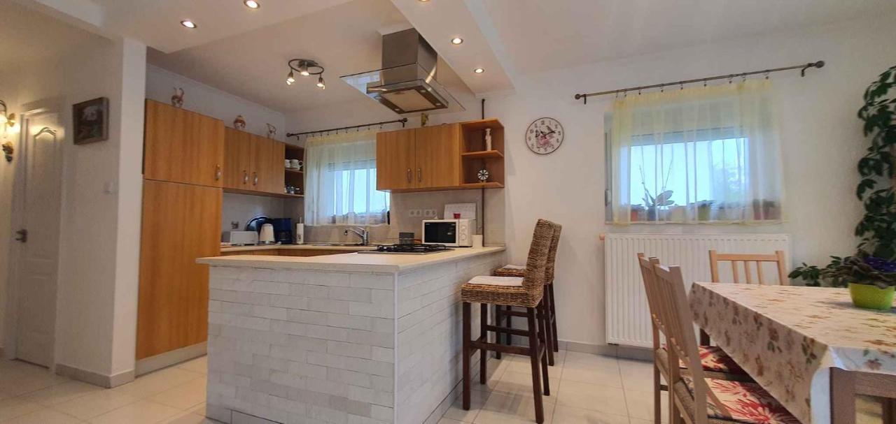 Holiday Home In Keszthely/Balaton 39648 Eksteriør bilde